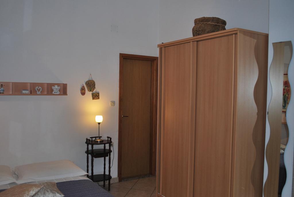 פורץ Apartment Rama חדר תמונה